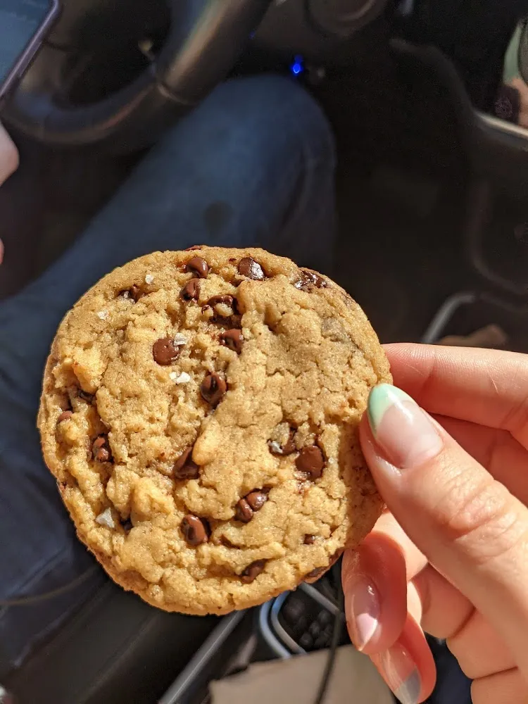 Vegan Chocolate Chip Cookie